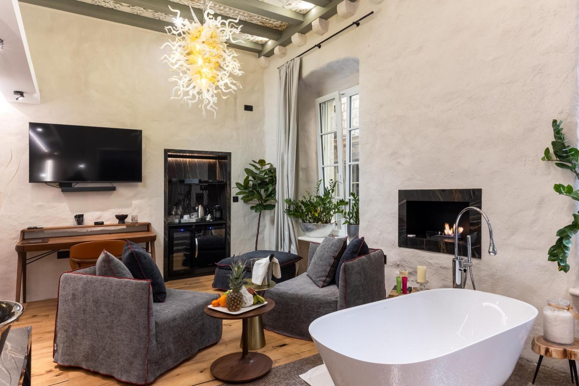 Appartement La E Bella Vi, Luxury In Old Town